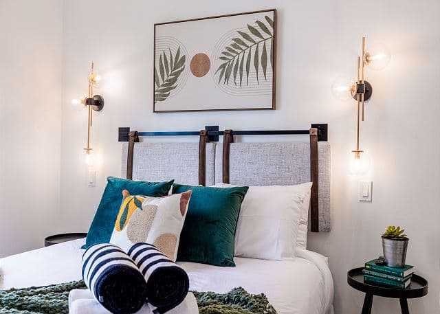 Estate on the River - Image 43