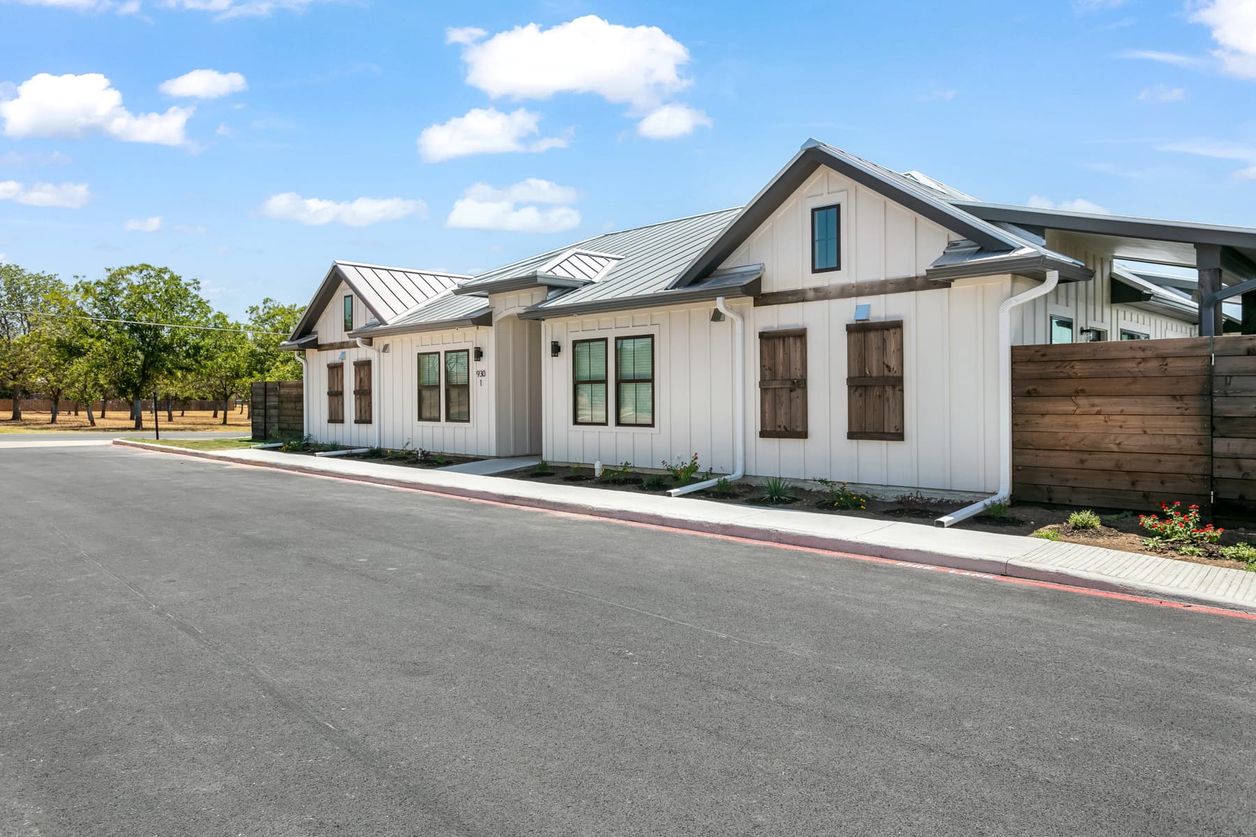 Rise and Wine Home - Image 11