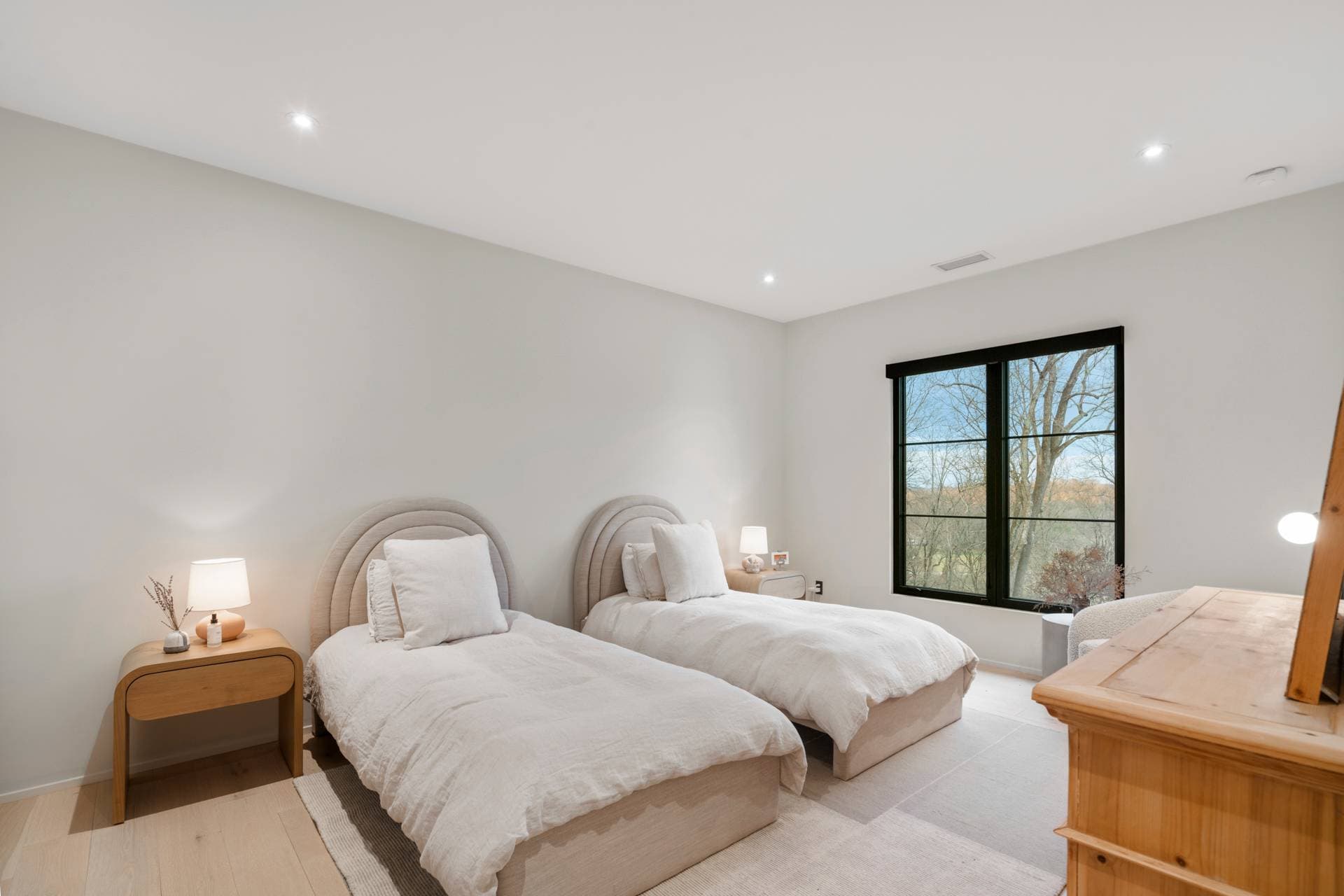 Hilltop Hideaway - Image 19