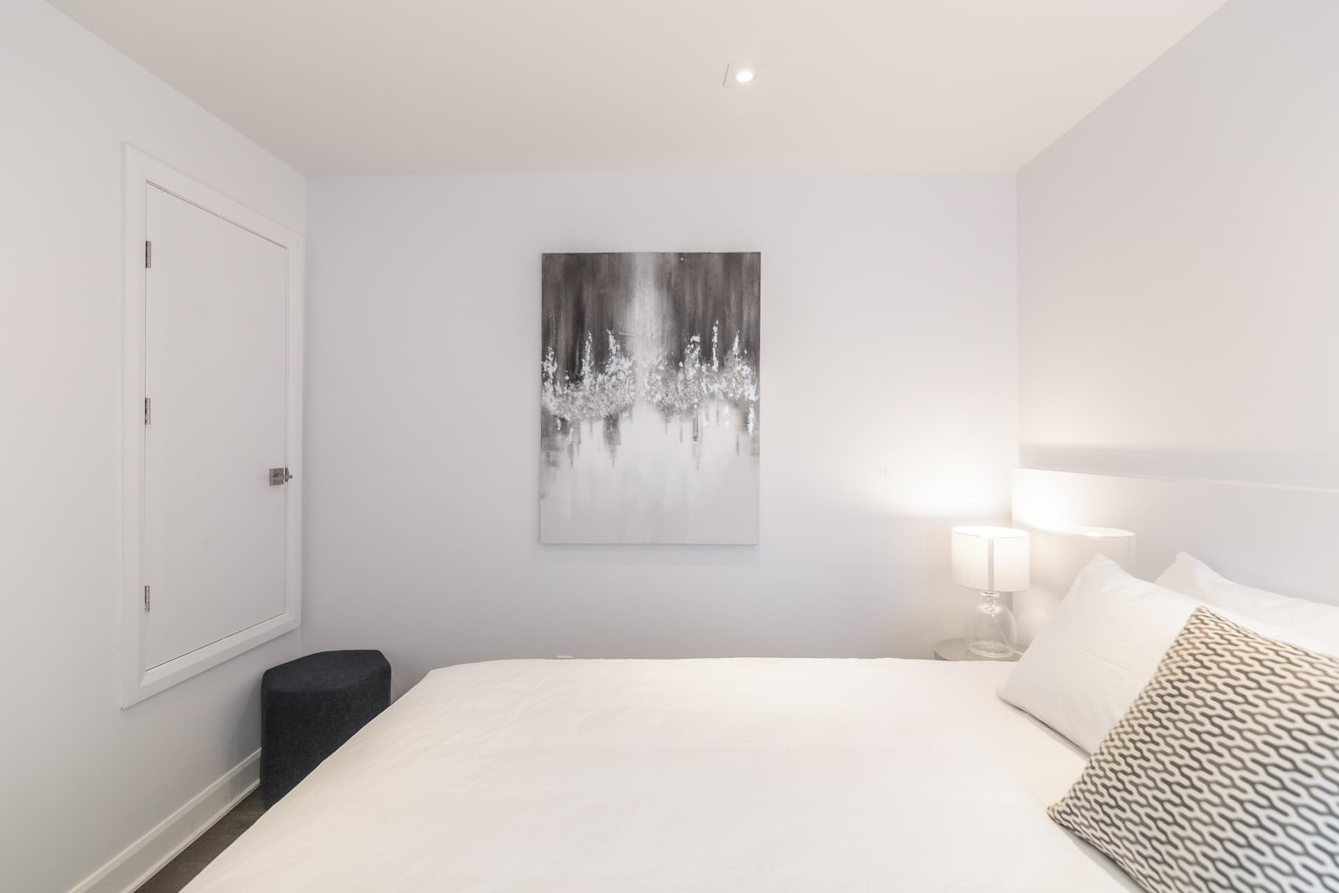 Lincoln Home - Image 44