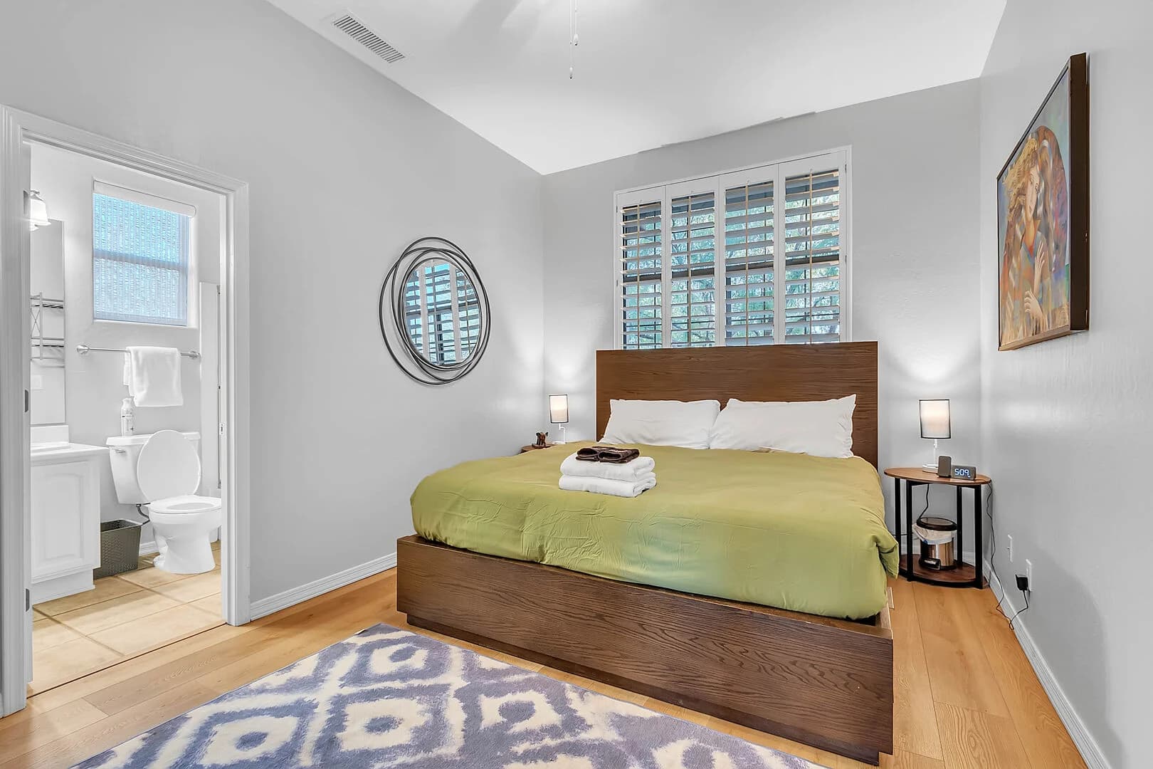 Scottsdale Redbird - Image 24