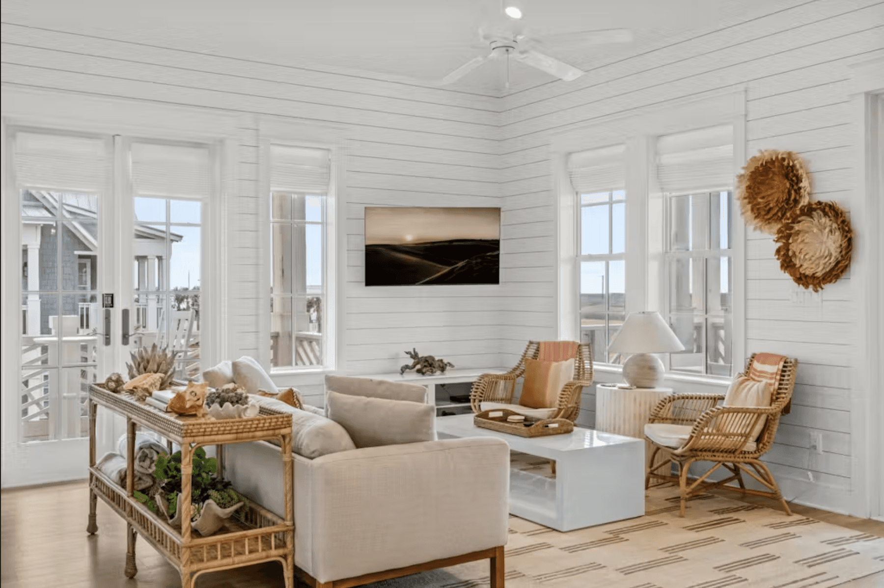 Beach Ball House - Image 6