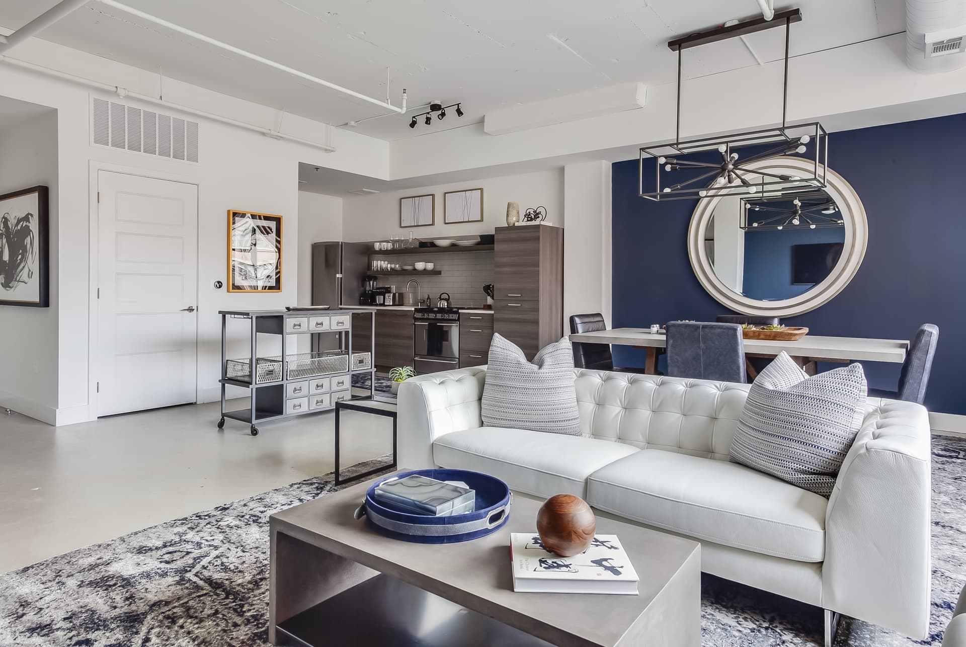 Roebuck Loft - Image 2