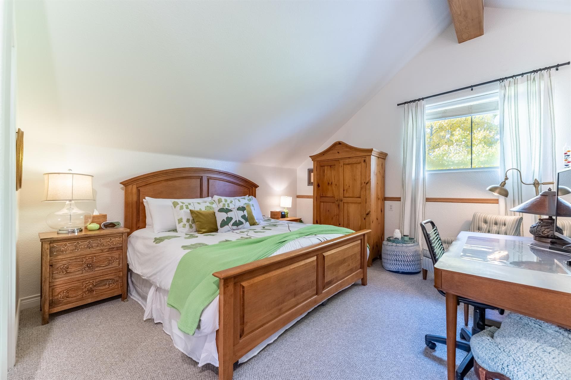 Retreat on the Blue - Image 21