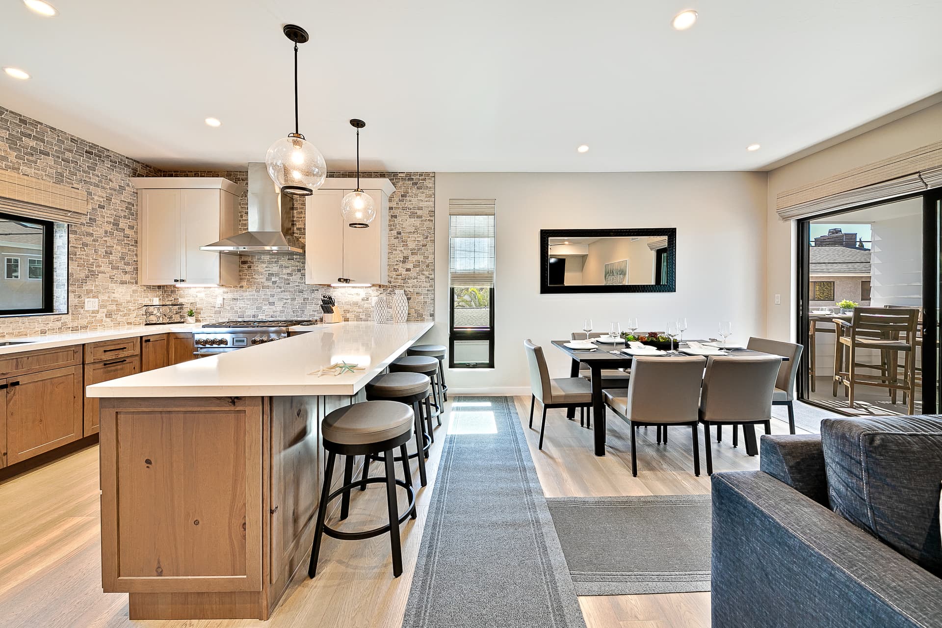 Rooftop Views - Image 5