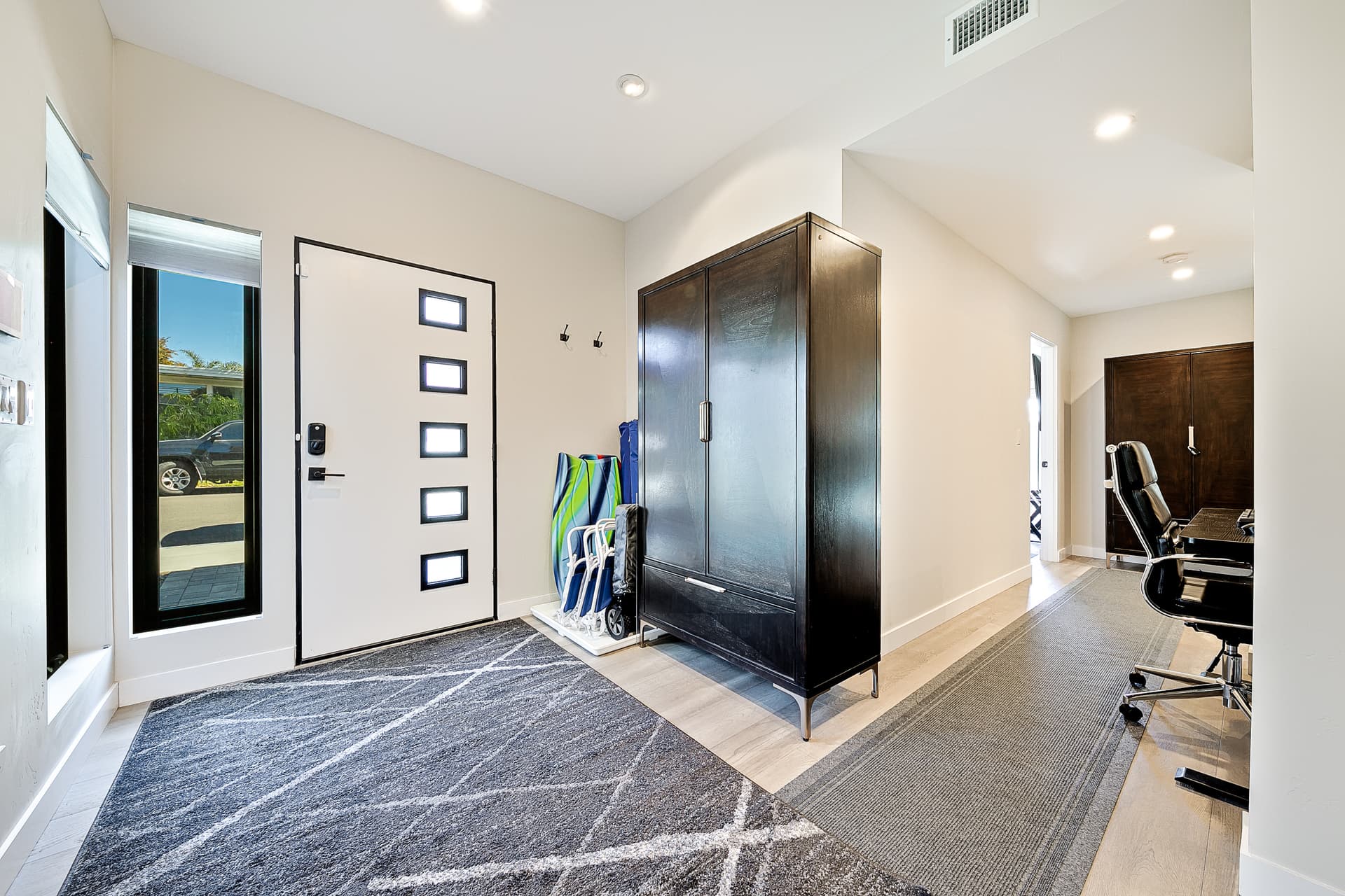 Rooftop Views - Image 4