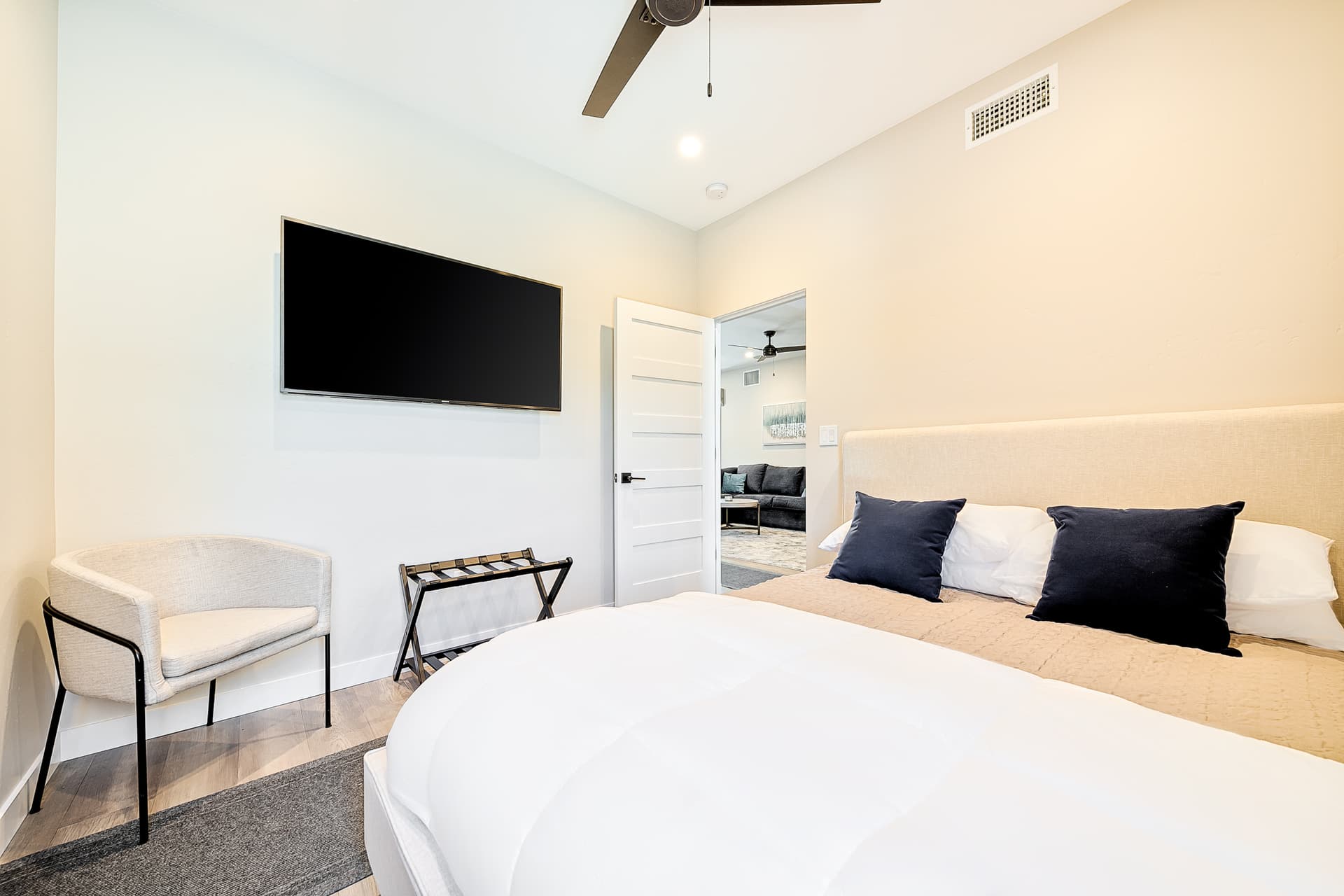 Rooftop Views - Image 17