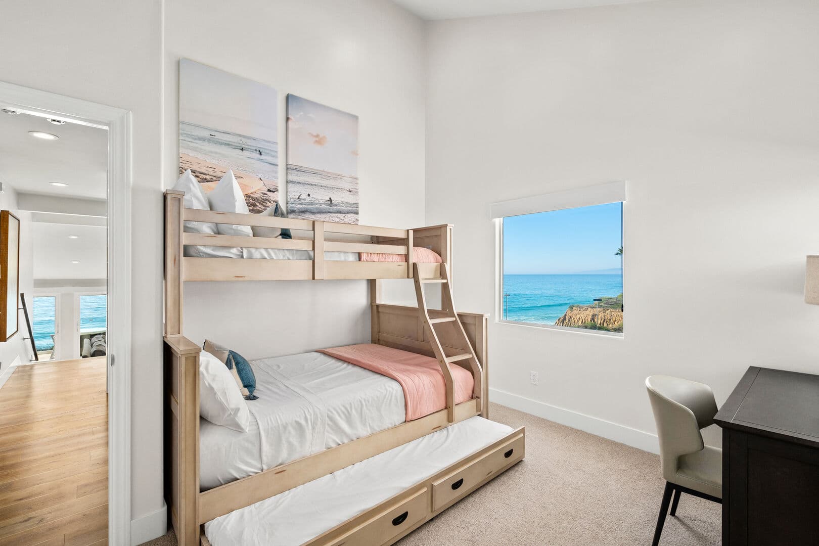 Seabluffe Escape - Image 31