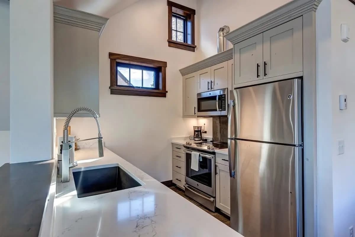 Aurum Condo - Image 5