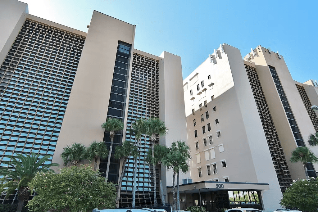 Reflections on the Gulf - Image 22