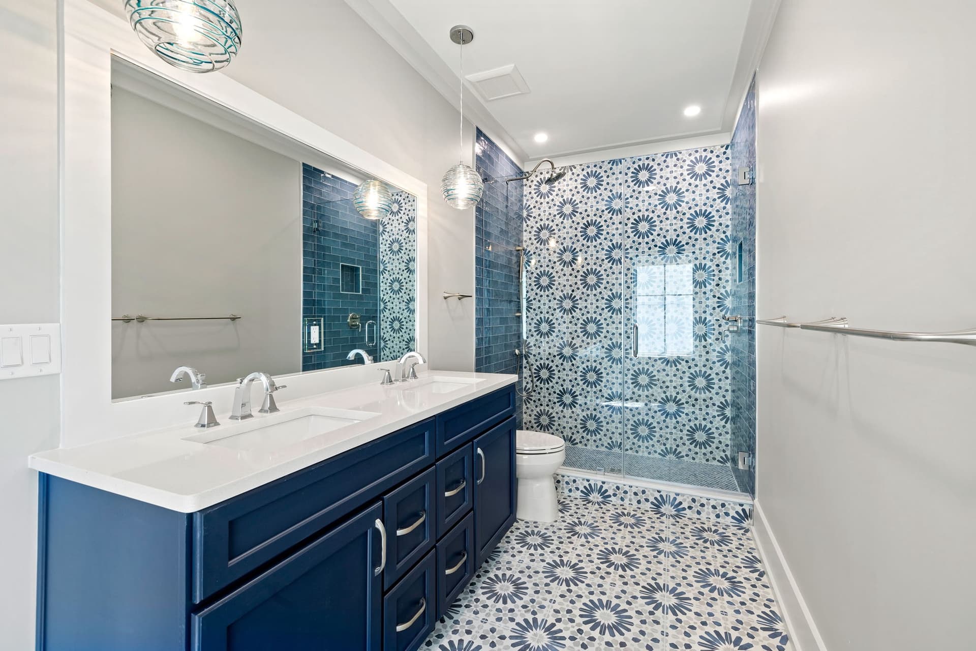 Emerald View - Image 25