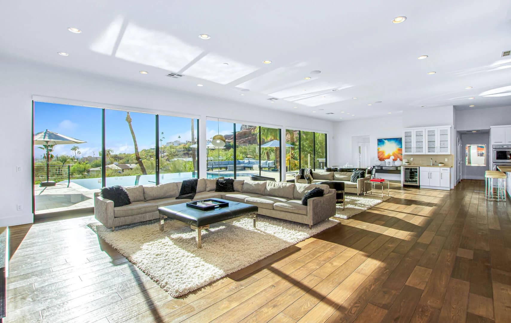 The Harlow - Image 94