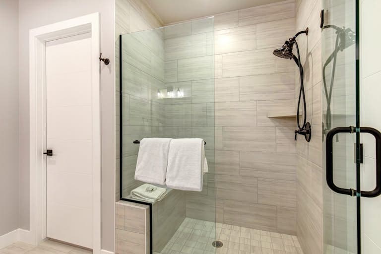 Hideout Hideaway - Image 31