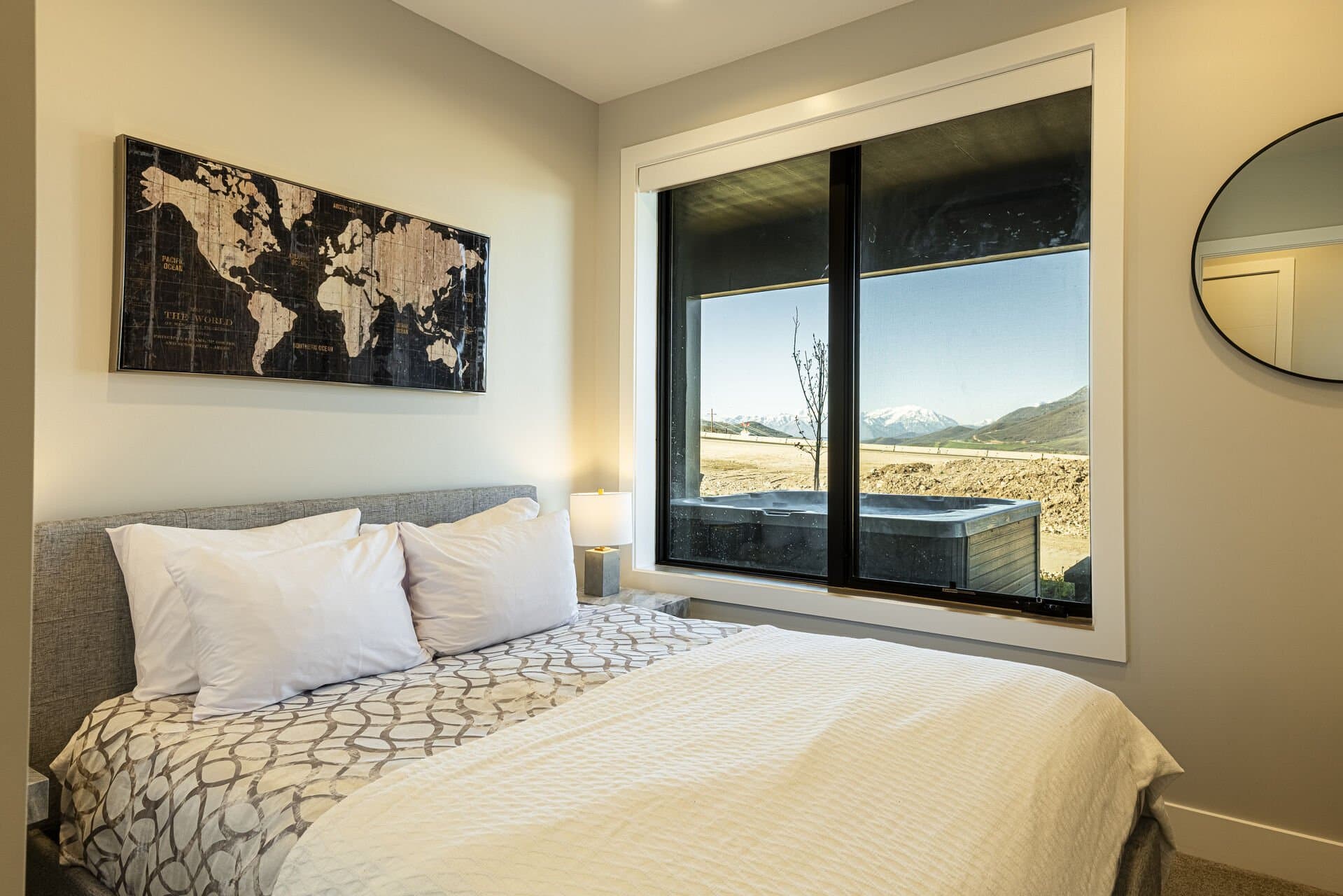 Hideout Epic View - Image 19