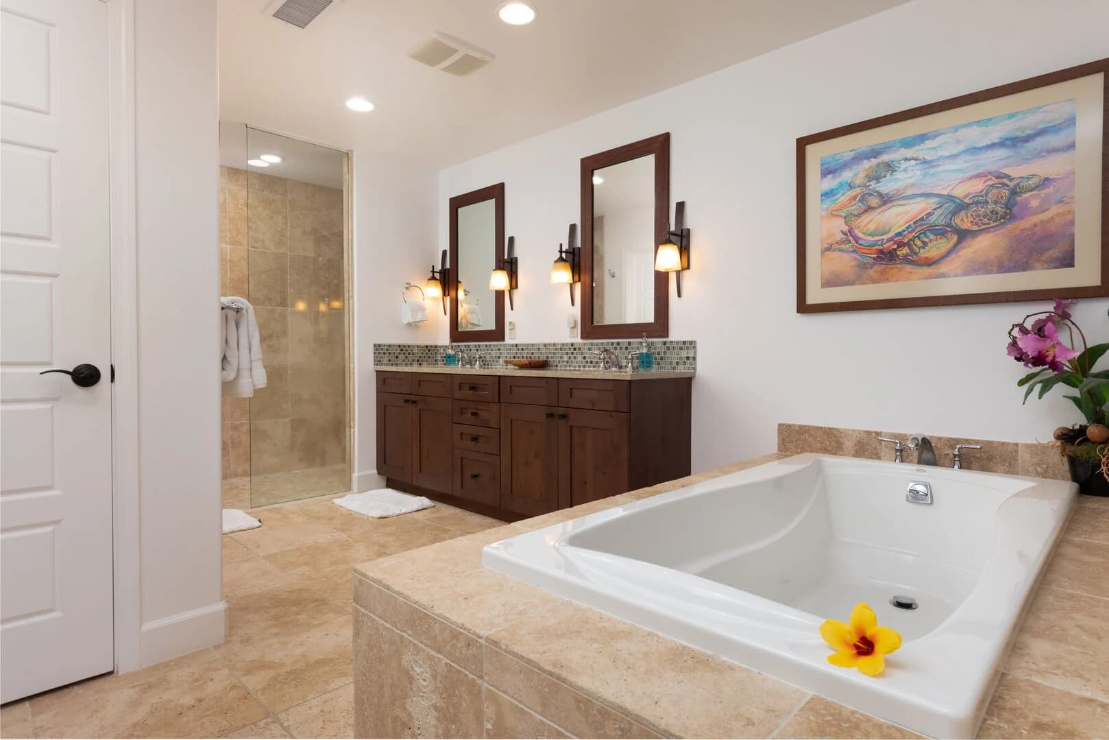 Pineapple Hale - Image 18