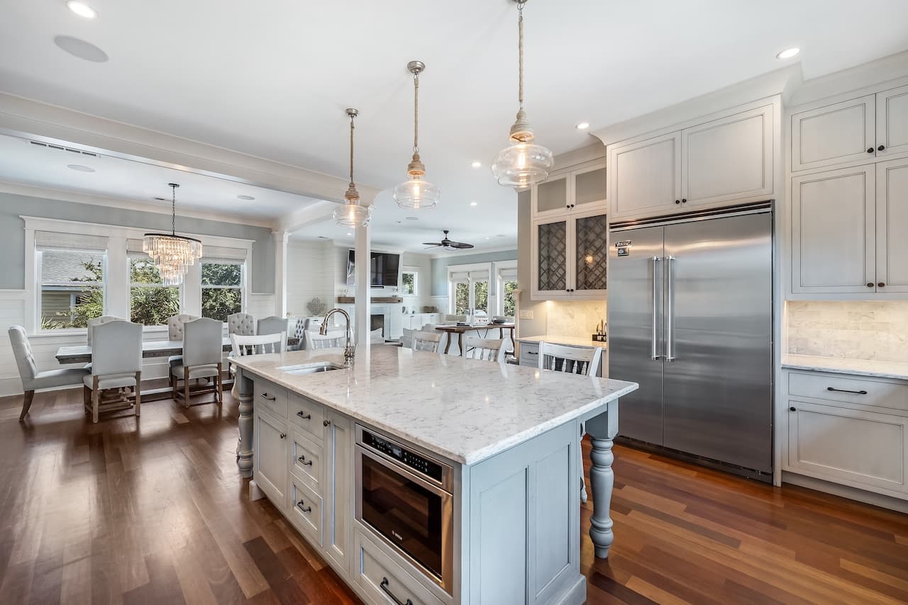 Shore Thing - Image 5