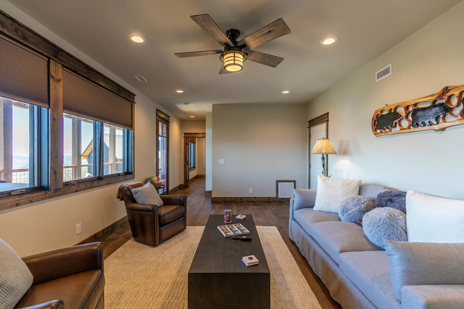 Bear Haven Hideaway - Image 28