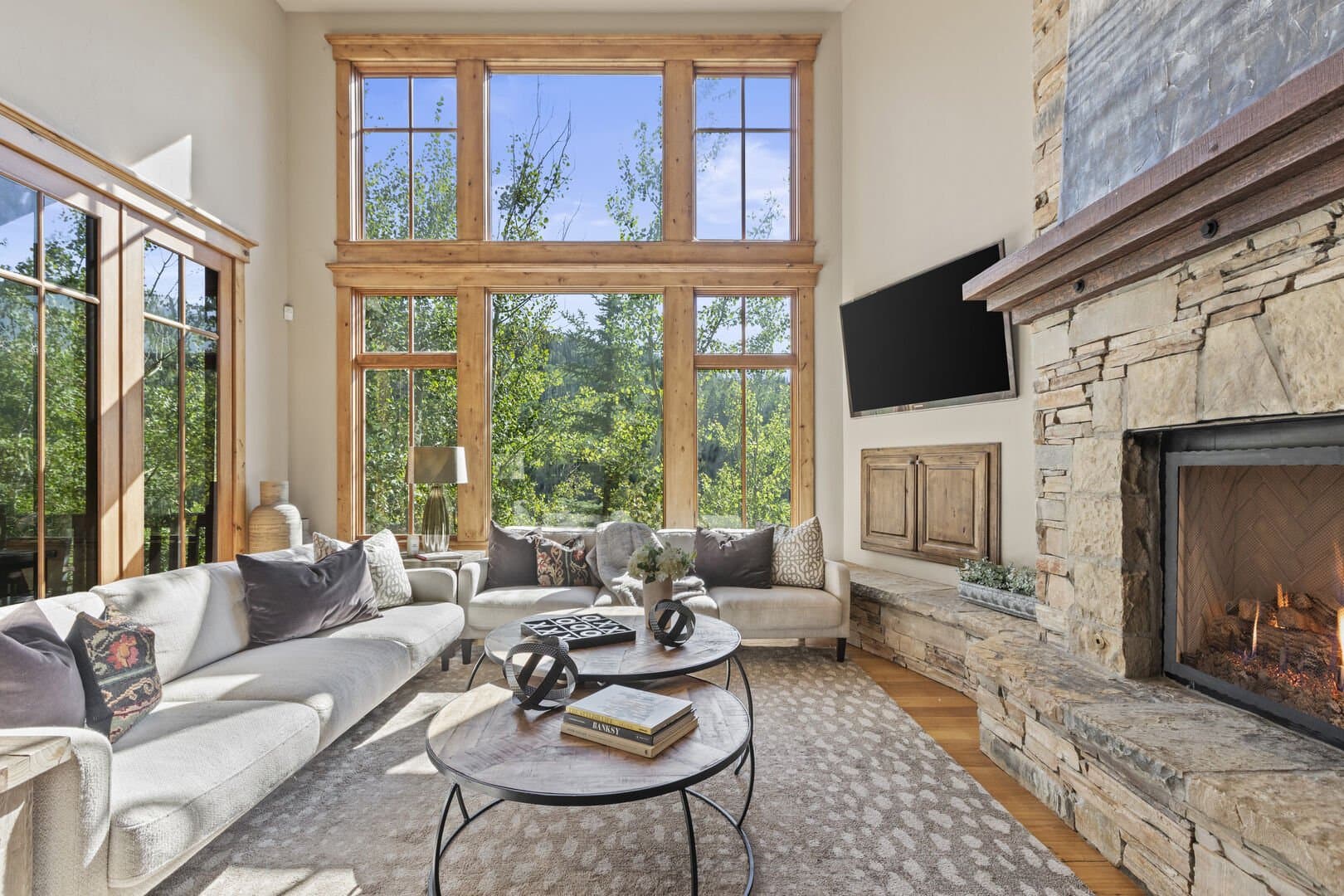 Benoit Lookout Estate - Image 1