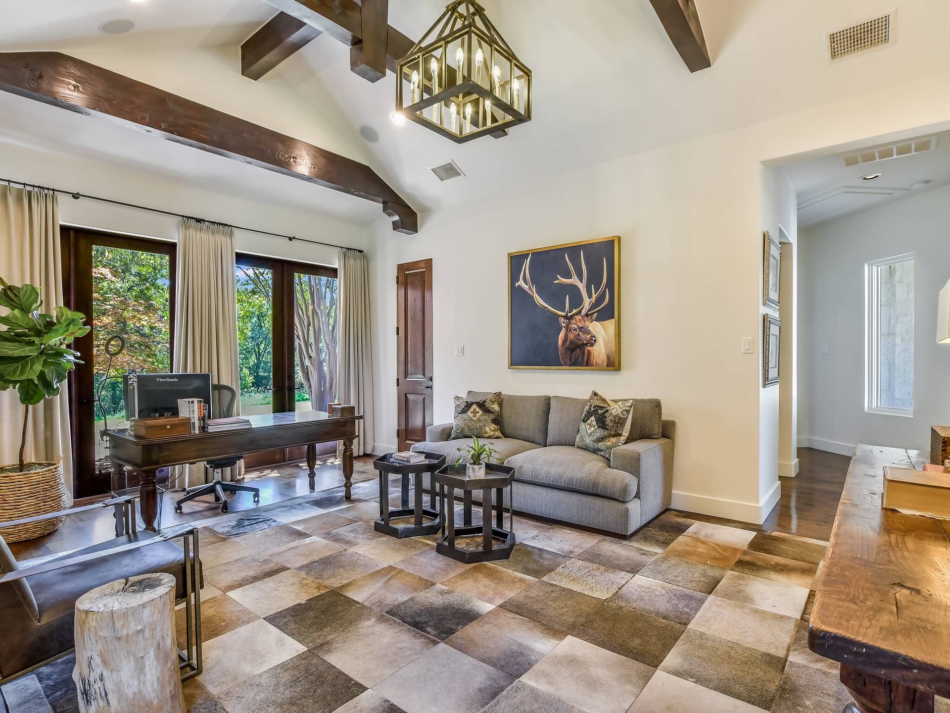 Sapphire on Lake Austin - Image 52