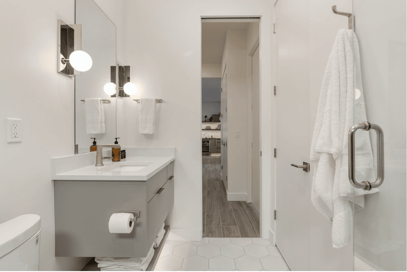 Mountain Lover - Image 43