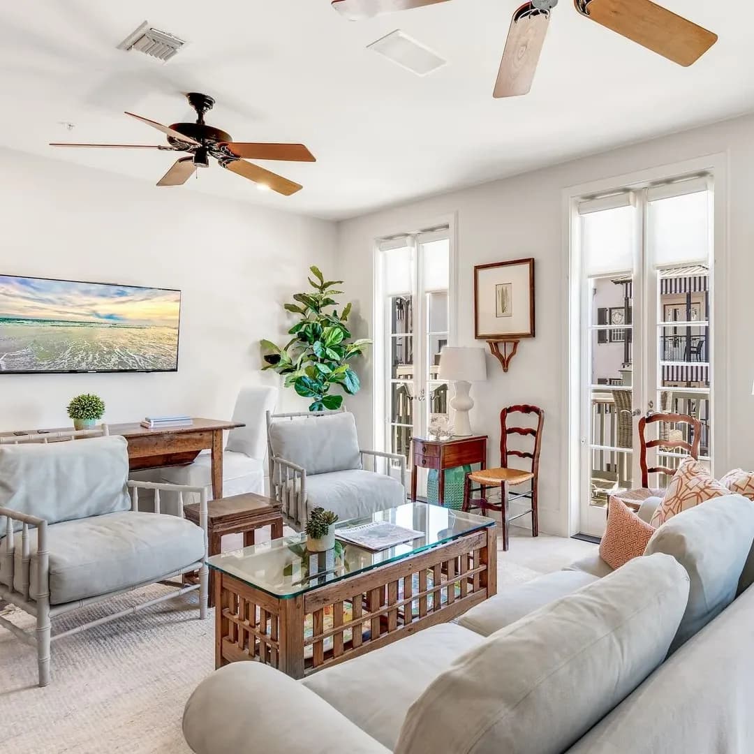 Main Street Penthouse - Image 1