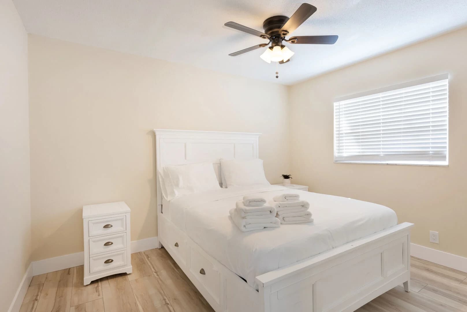 Lake Worth House - Image 13