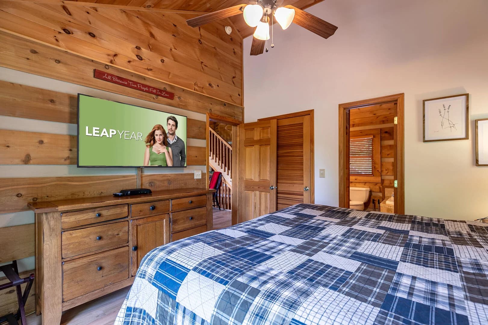 Mountain Time Home - Image 15