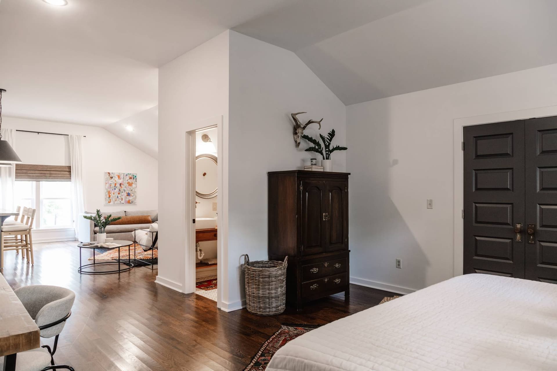 Nashville Chic - Image 14