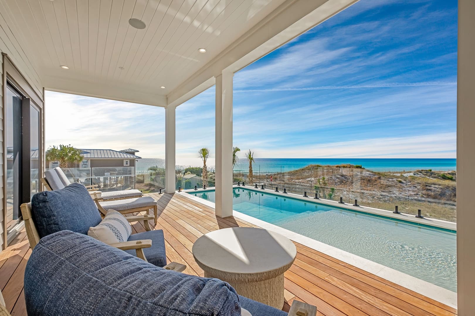 Emerald Le Luxe - Image 49