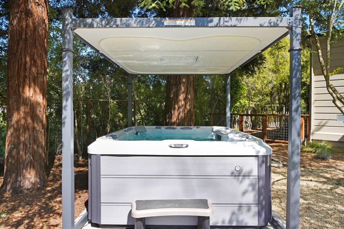 Armstrong Estate - Image 2