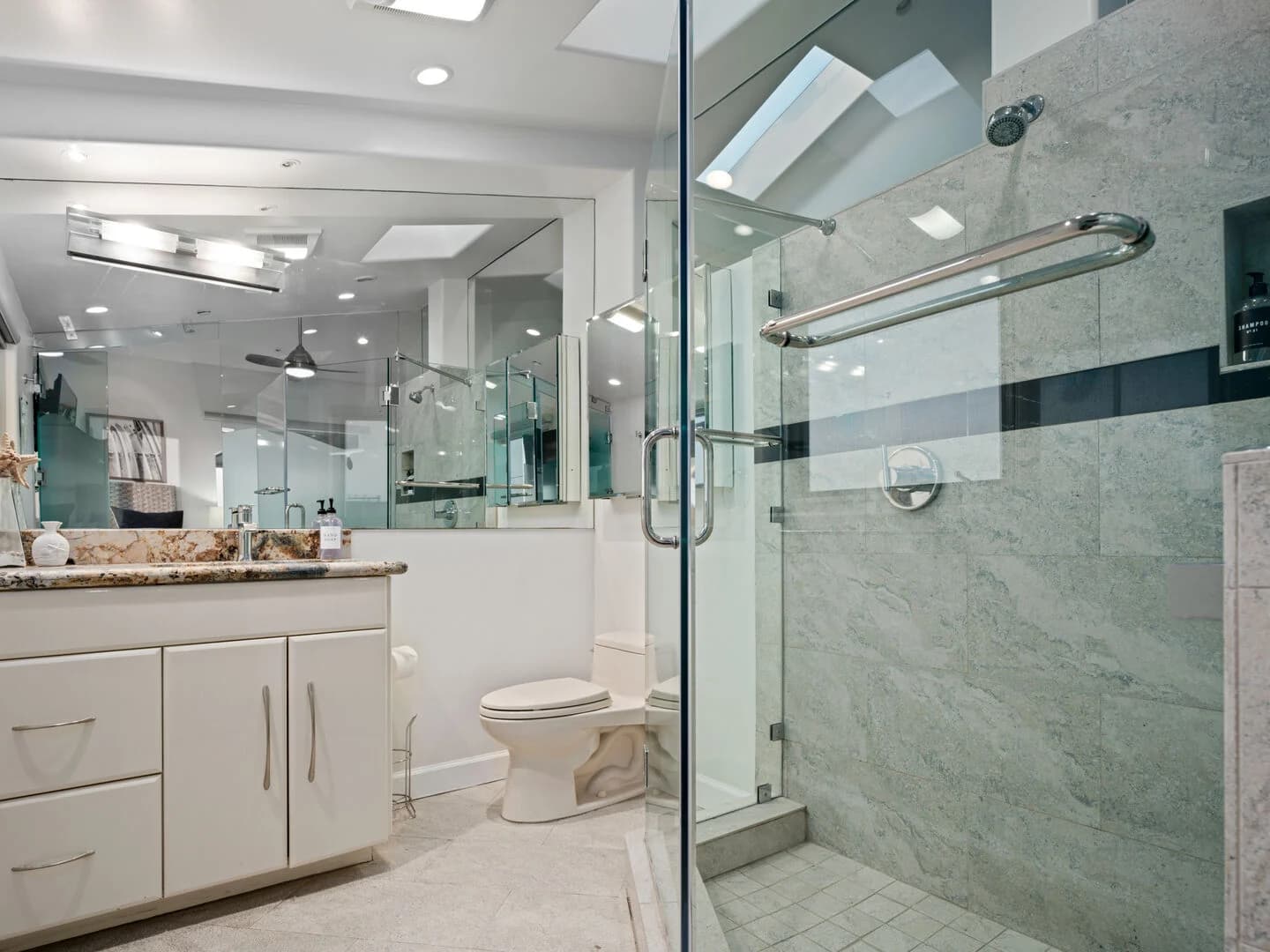 Oceanfront Bliss Home - Image 19