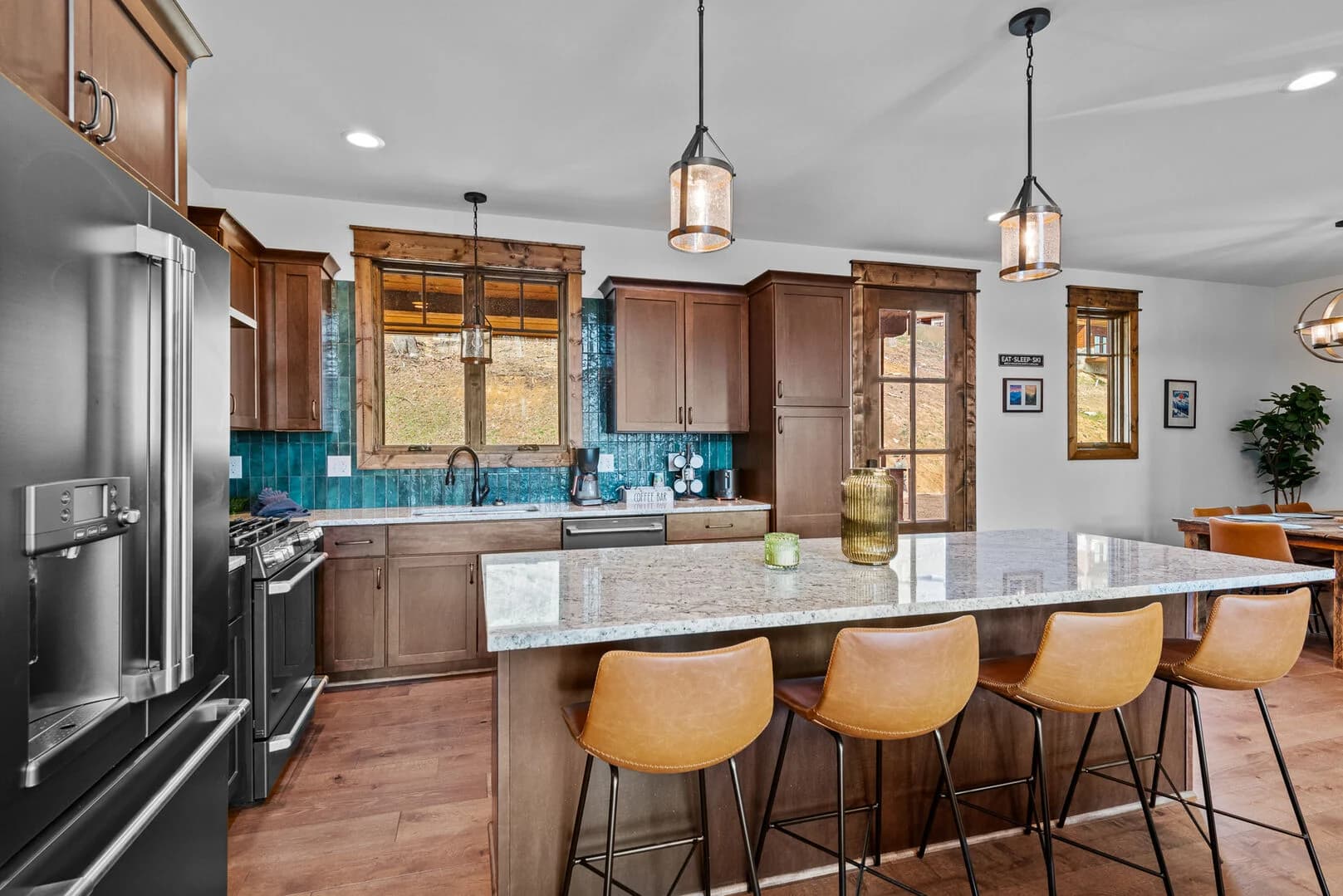 Llama Creek Cabin at Eagles Nest - Image 12