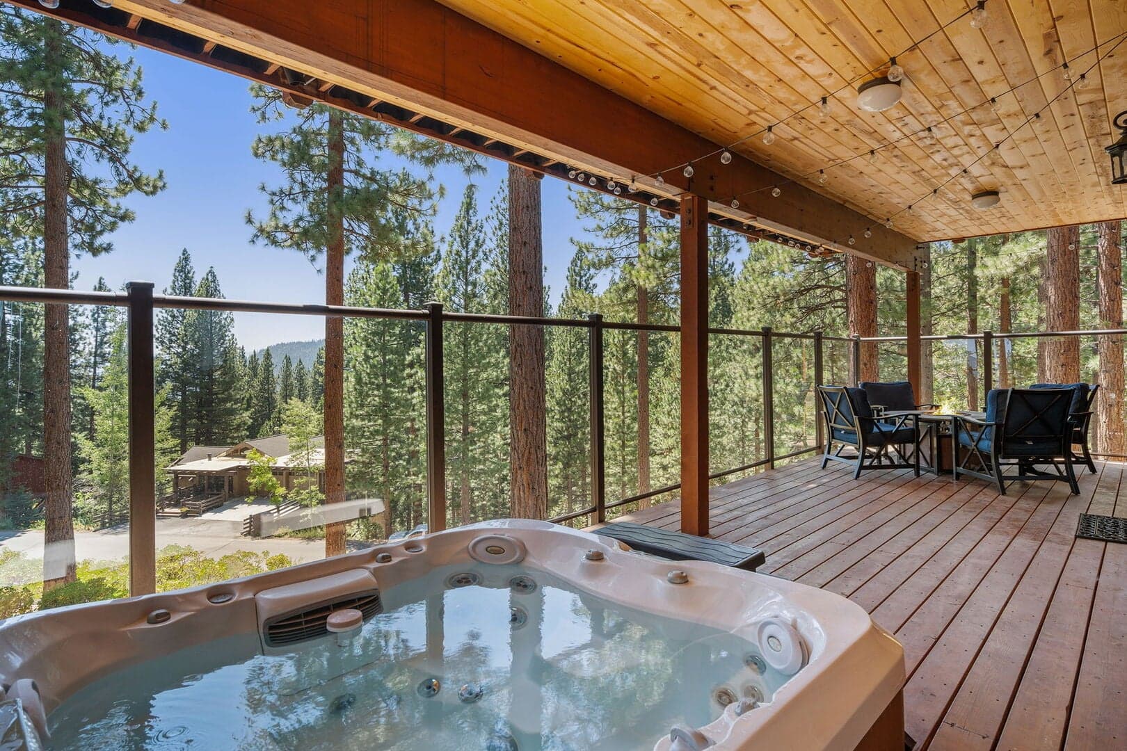 Lariat House - Image 21