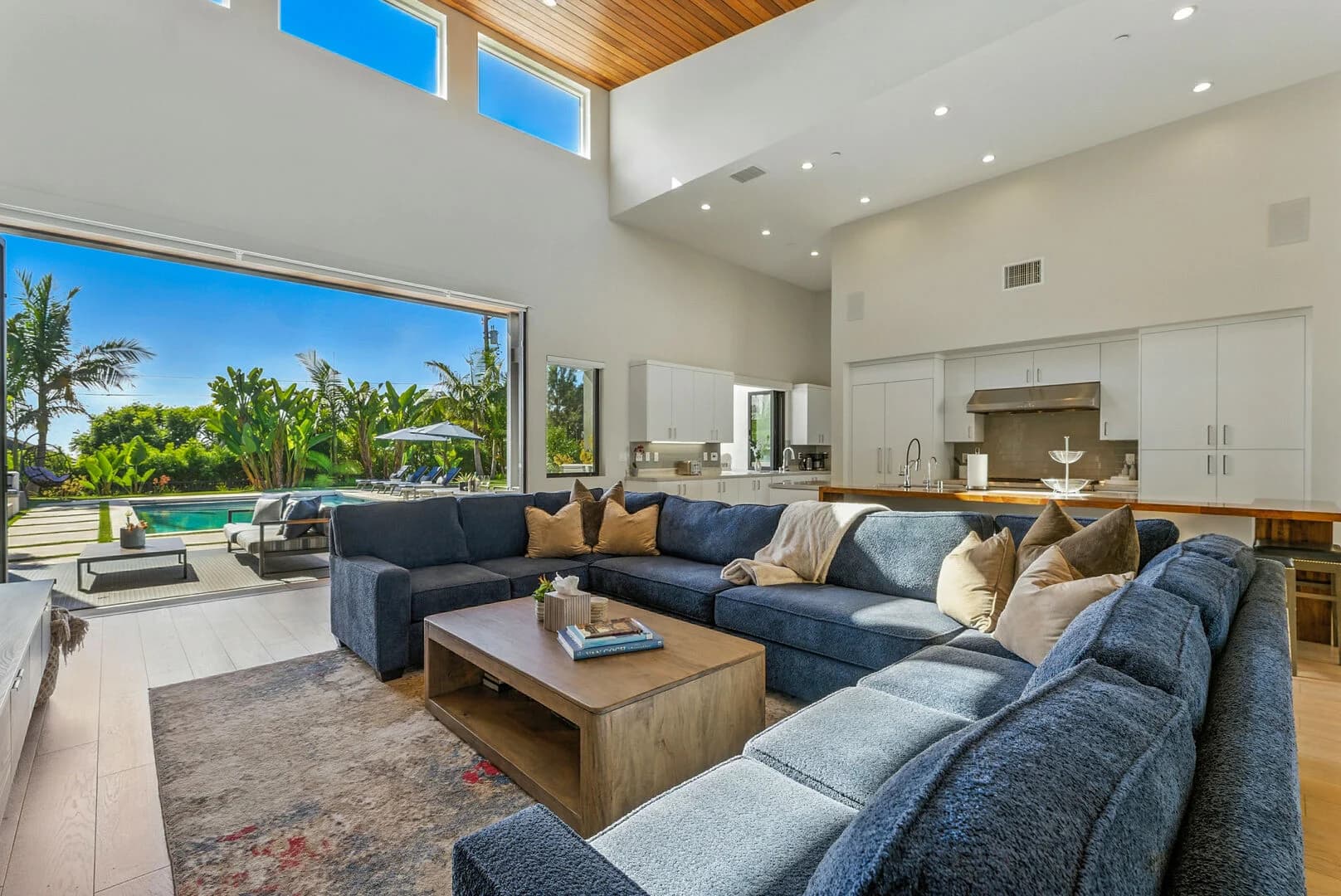 Coastal Paradise - Image 4