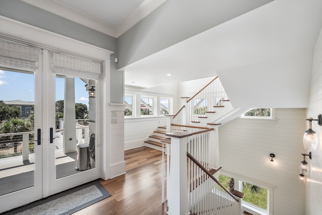 Shore Thing - Image 62