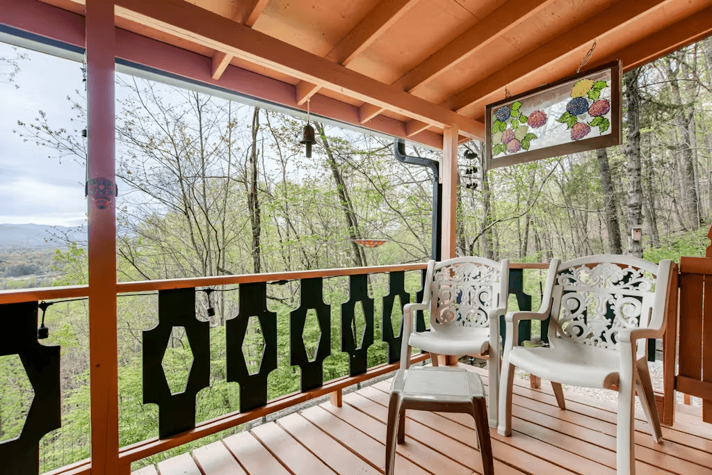 Black Bear Cabin - Image 20