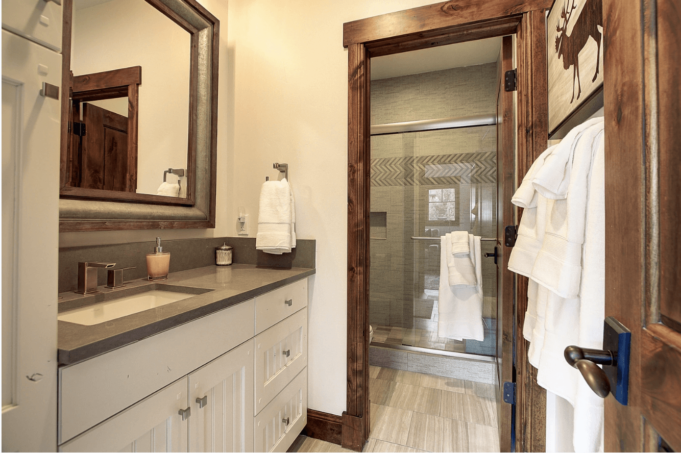 Main Street Escape - Image 21