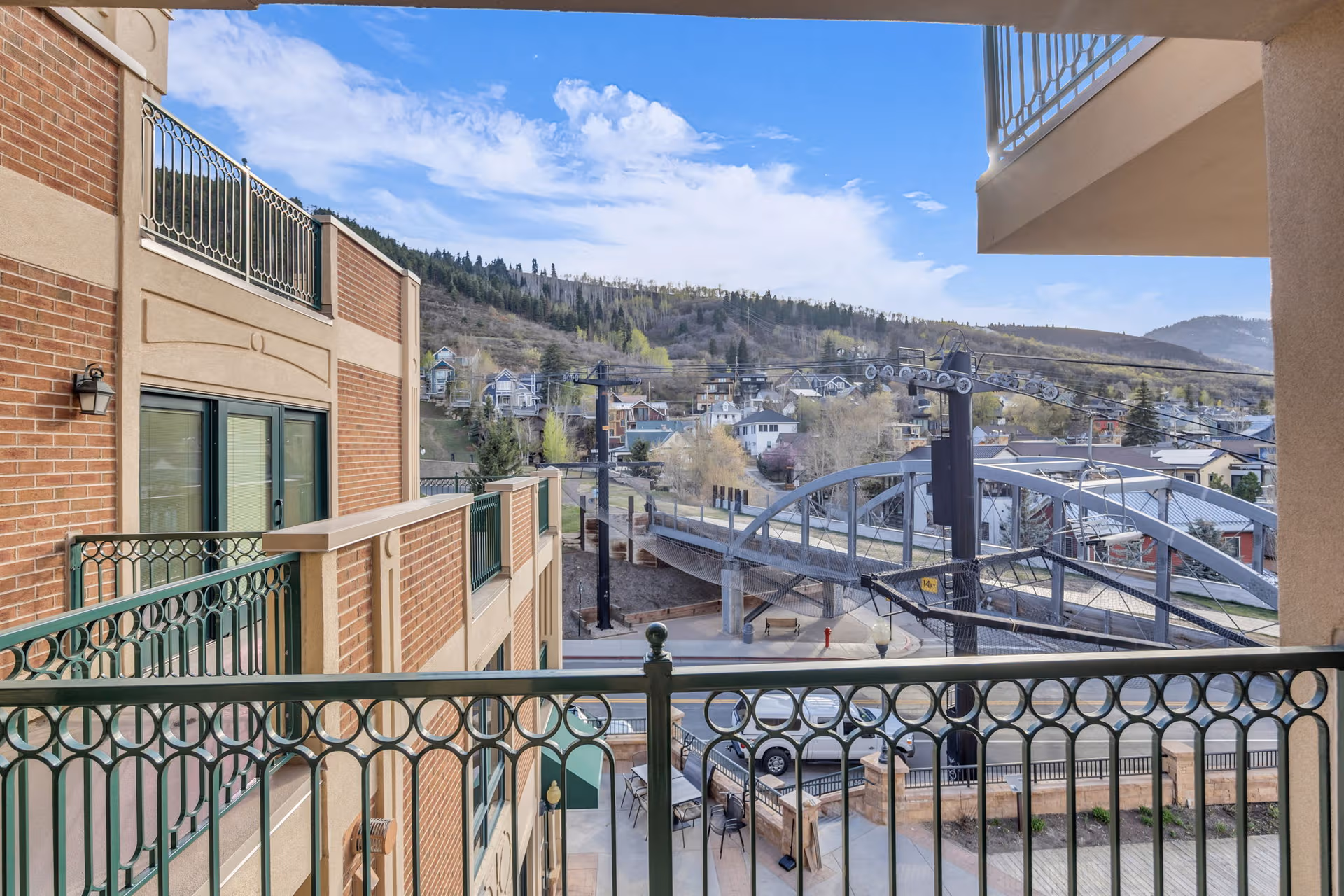 Winterline Lookout - Image 3