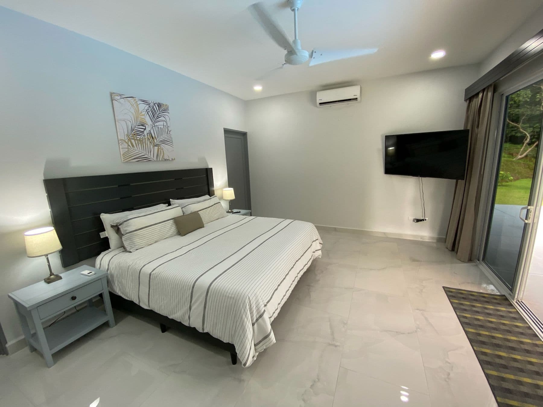 South Family Home - Image 15