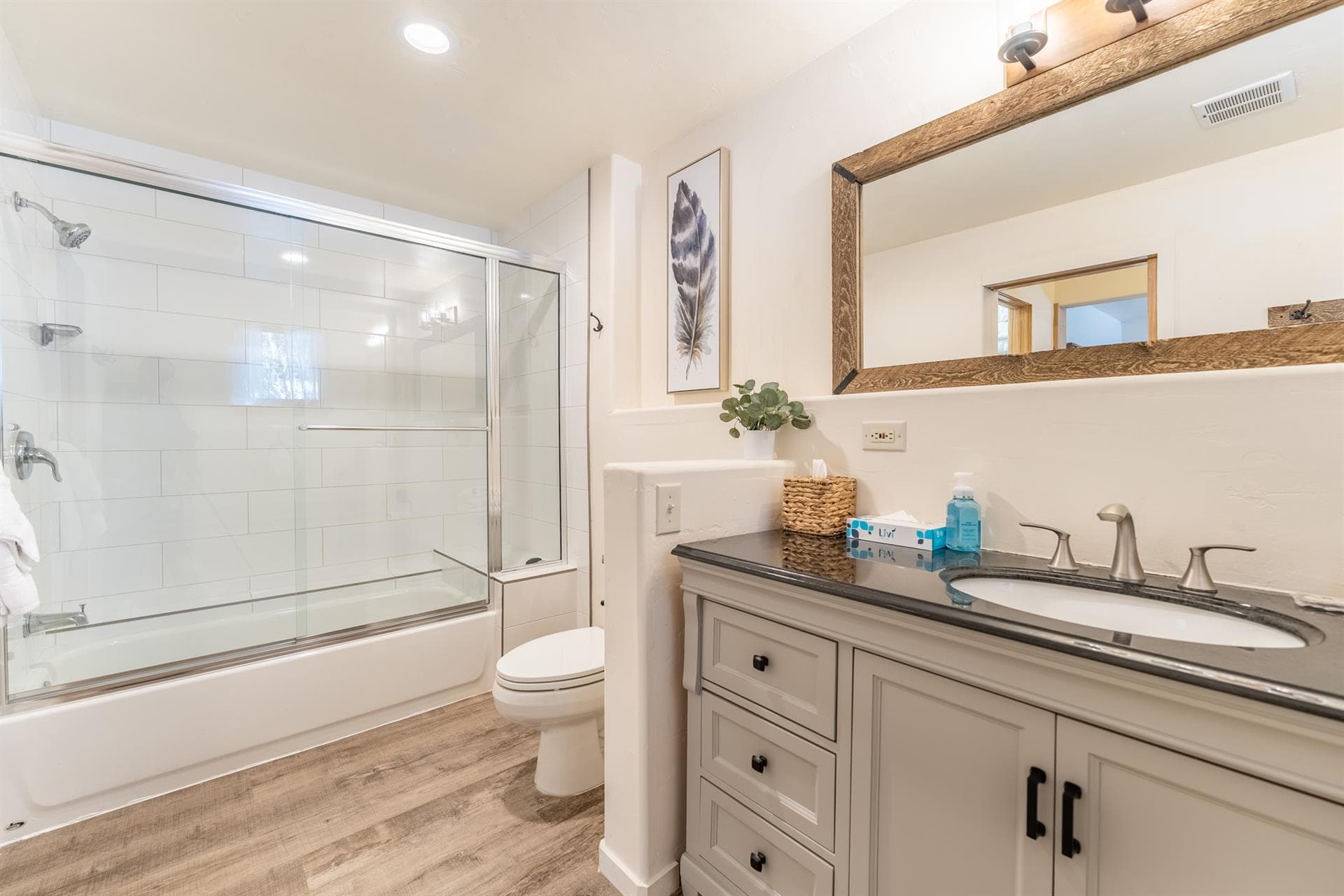 Rasor Court House - Image 29