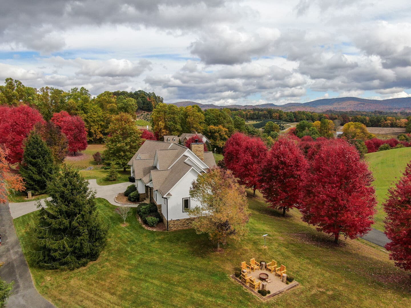 Mountain Top House - Image 36