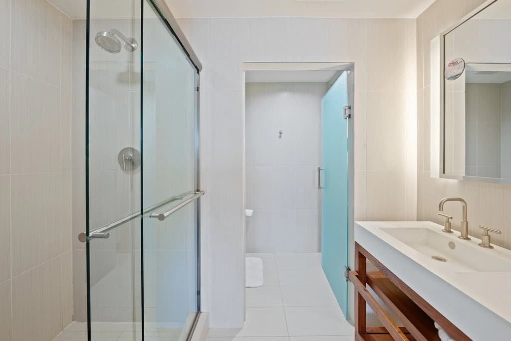 Azure Condo #804 - Image 14