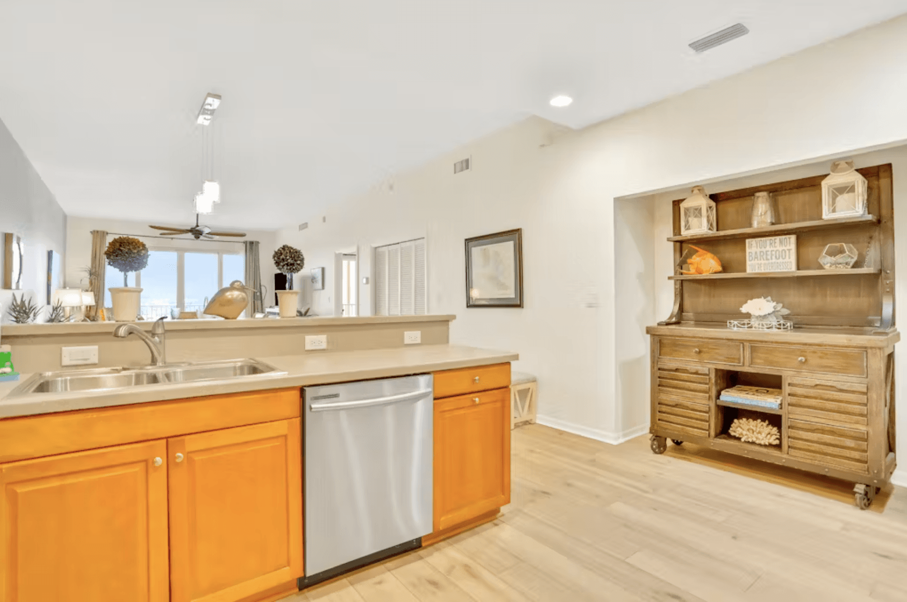 Harborview Grande Residence - Image 16