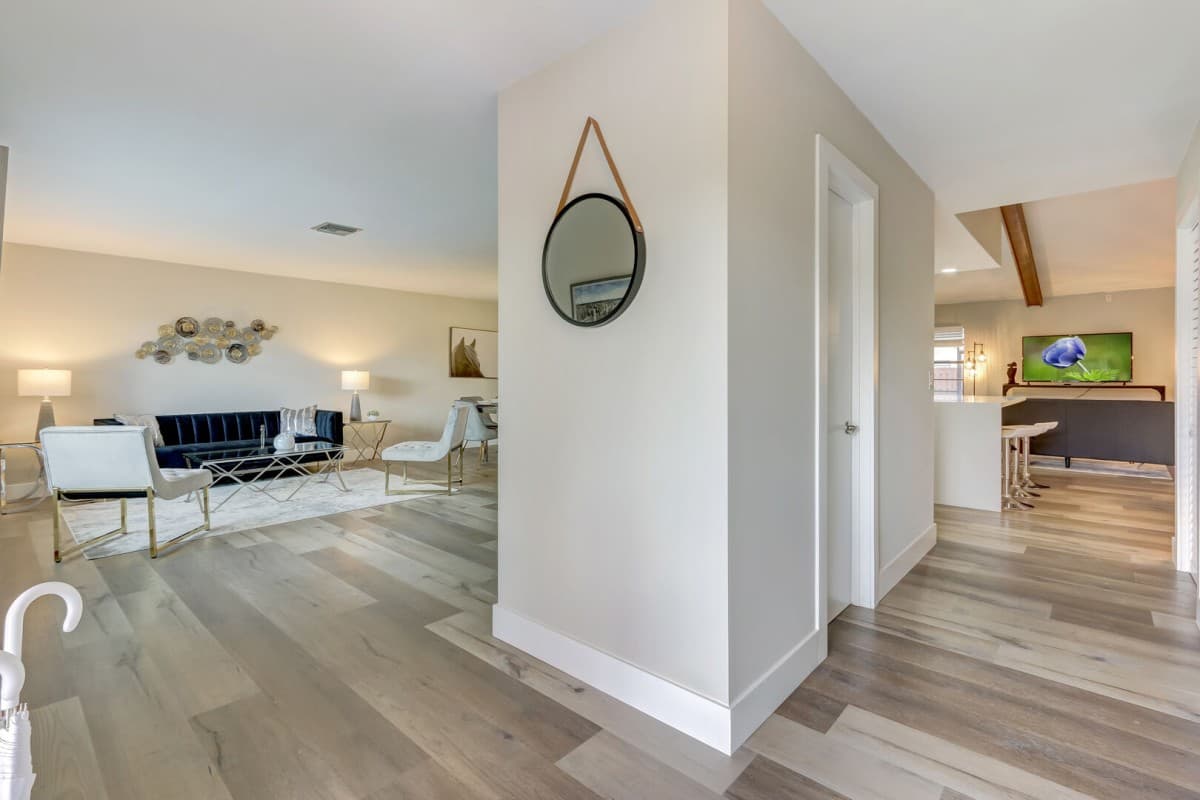 Sunrise House - Image 6