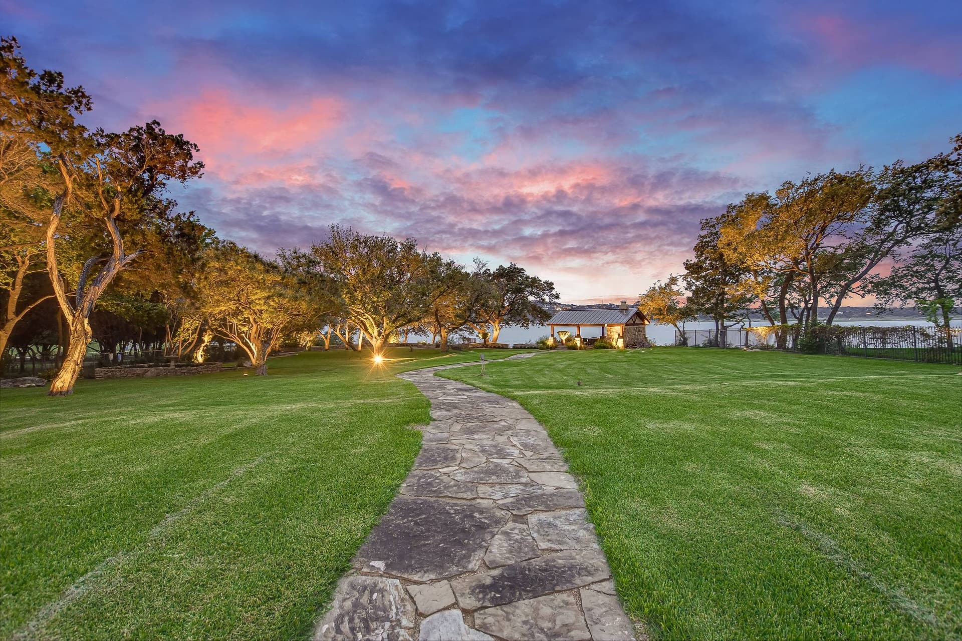 Sunset Point on Lake Travis - Image 54