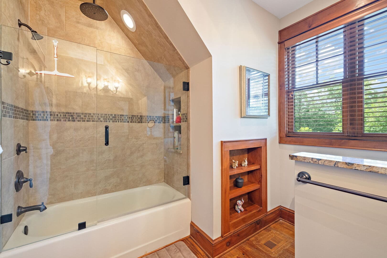 Sweet Autumn - Image 20