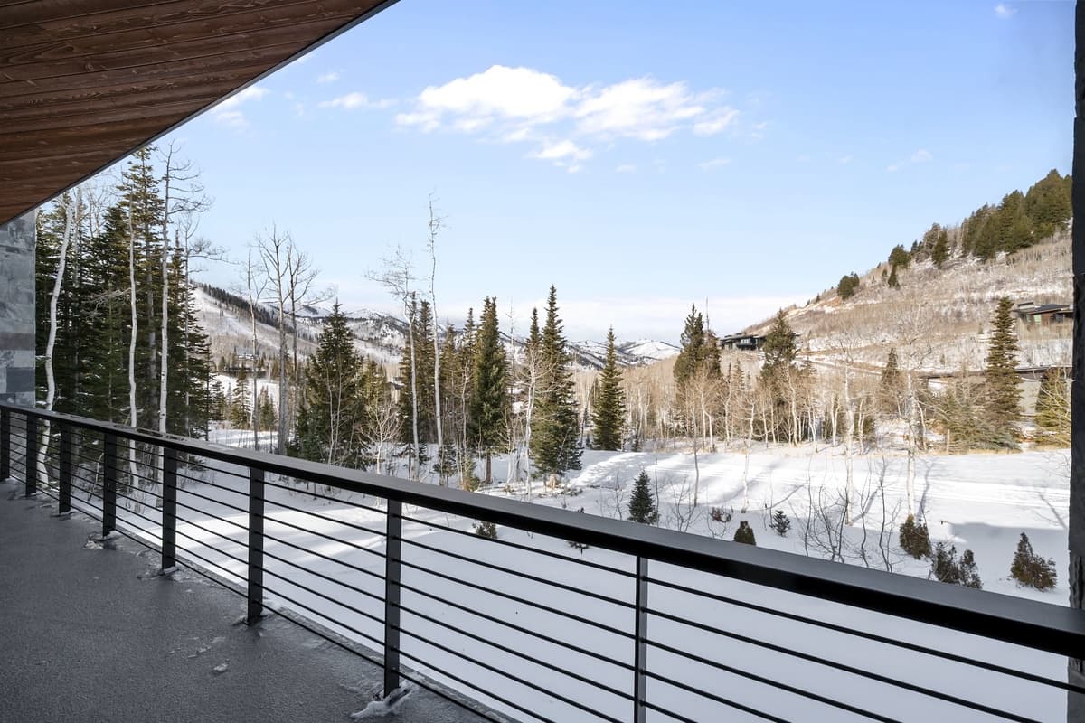 Quicksilver Haus - Image 80