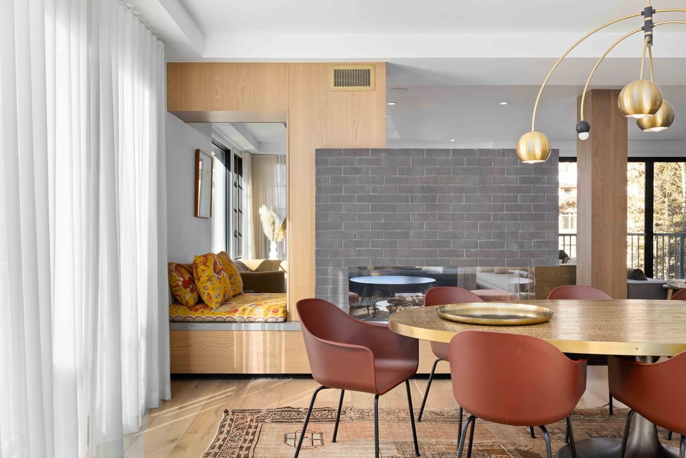 Sky High at the Plaza - Image 10