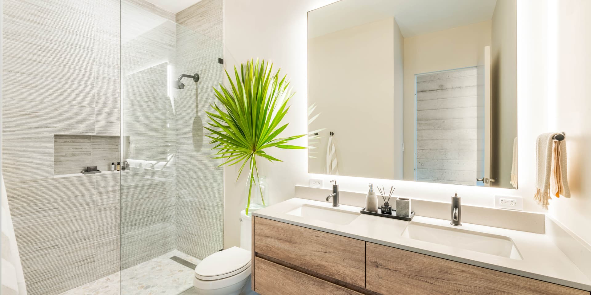 Bella Rocca Grand Estate - Image 19