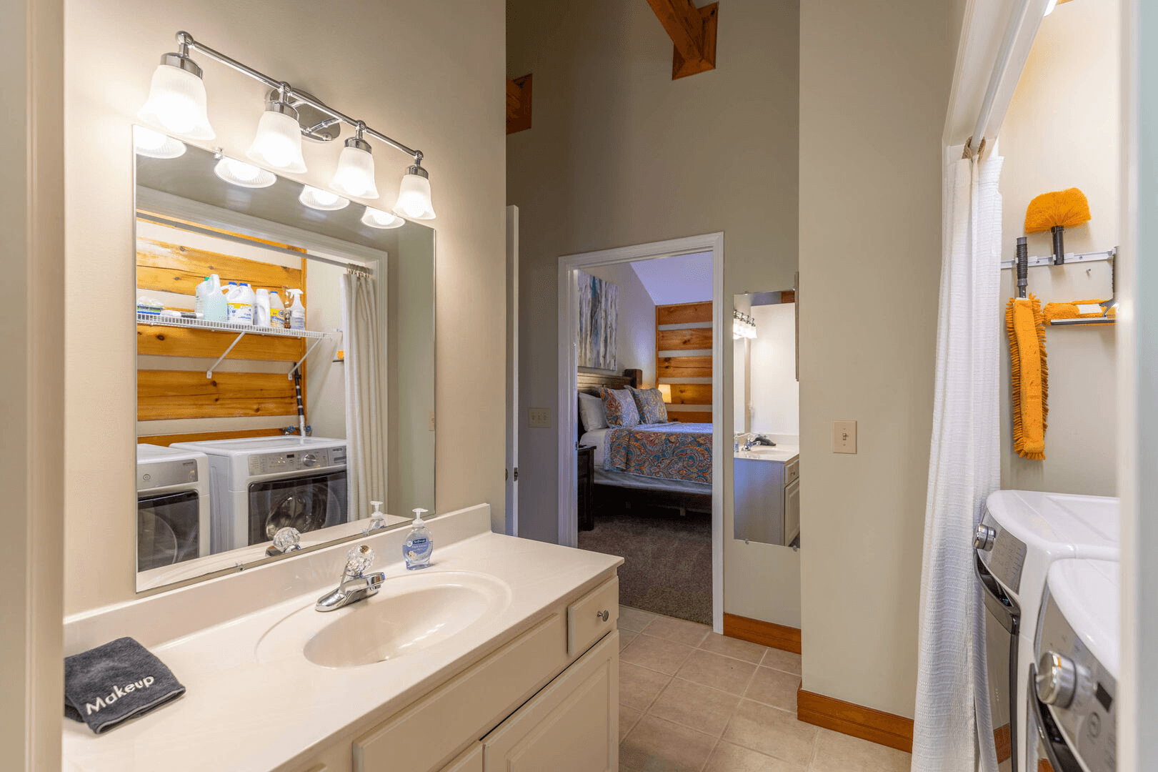 Log Inn at River Ridge - Image 12